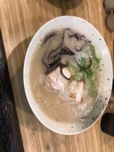 豚骨らぁめん 華一