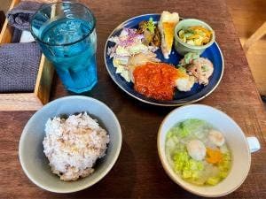 デリとカフェ BIRD'S NEST
