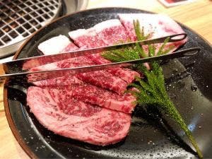 アジヨシ梅田東通り店