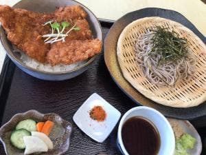 茶房レストラン春夏秋冬