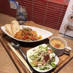 豚農家直営肉バル BooBooキッチン