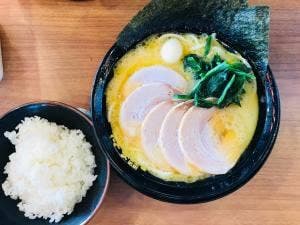 横浜家系ラーメン 町田商店 東根店