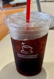 ダグズ コーヒー 石垣空港店