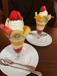 千疋屋 フルーツパーラー&デーメーテール 日本橋本店