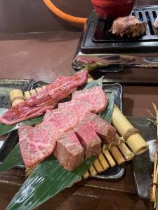 肉処 むすび