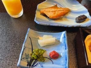 喧噪の隠れ家 月のしずく