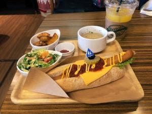 Revival cafe