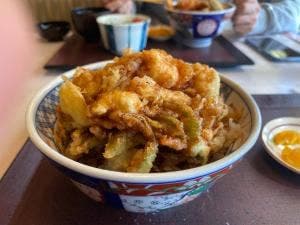 和食レストラン 万さく 新庄経堂店