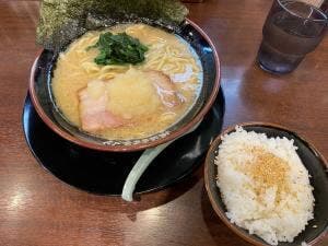 丸岡商店 東新町店
