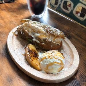あげぱん Cafe & Bar