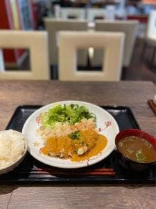 朝挽き鶏 炭火串焼き 牡丹