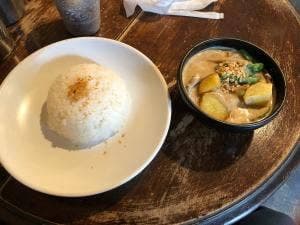 タイカレー専門店 アオゾラ
