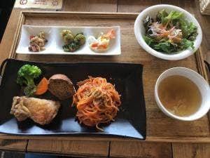 ロティサリーカフェ MaHaNa