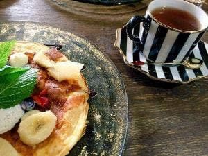 秘密基地植物園とカフェバー