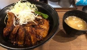 炙り豚丼 火輪