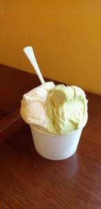 ジェラテリア エ バール ジジ