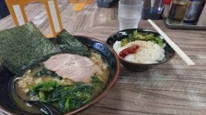 横浜ラーメン 武蔵家 富士見店
