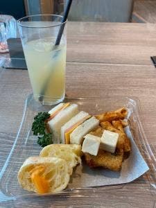 ザ ロイヤルパークホテル アイコニック 大阪御堂筋 エグゼクティブラウンジ