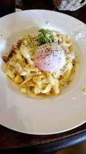 ふわふわダイニング