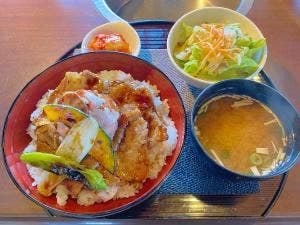 回転焼肉 一升びん 宮町店