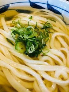 踊るうどん椿参道