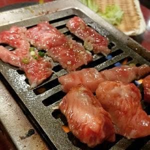 ホルモン屋 よんちゃん