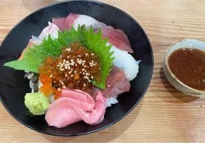 市場食堂 駅前 和田岬店