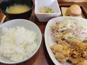 Cafe LUNCH BOX