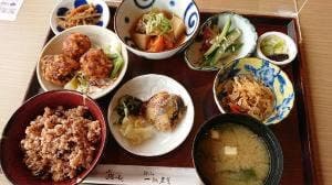 麹と炭火焼鳥 発酵おでん 一献三菜