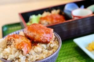 おばんざい焼き鳥 右近の花