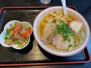 名代中華そば 山金 新見店