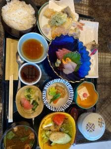 お食事処 なかなか室屋