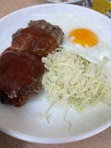 定食 あじ亭