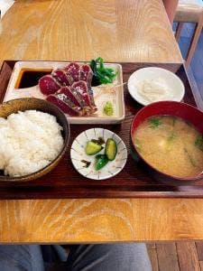 ブランニュー酒場 カツオとさくら