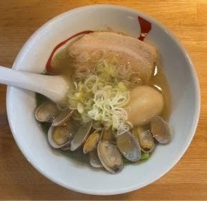ラーメン月の兎影