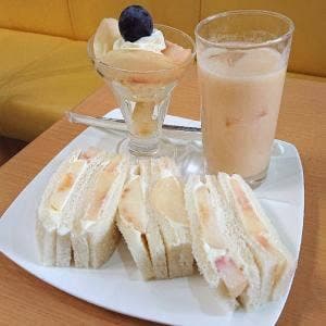 フルーツパーラーヤオイソ