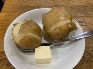 ボンディ 神田小川町店