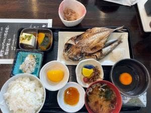 ひもの亭本店