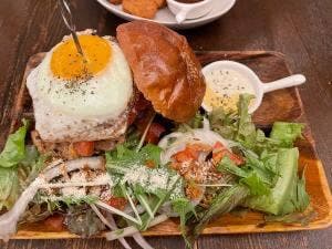 コックテイル ハンバーガーズ