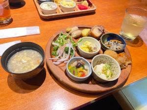 風にふかれて 津