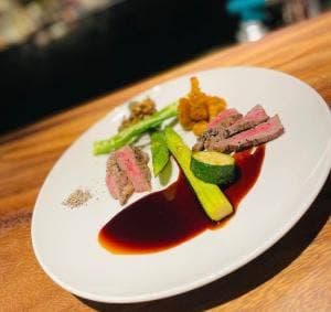 料理屋 八