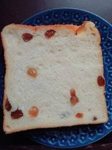 高級食パン専門店 目尻がさがる
