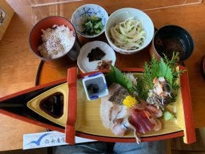 舟屋食堂