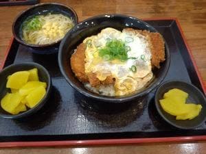 かつ丼 吉兵衛 今津港町店