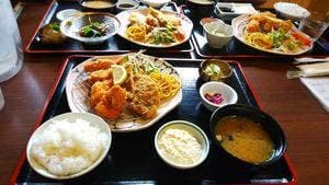 博多海鮮処 まんぷく屋 大名店