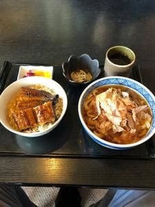 シャンデリア・レストラン