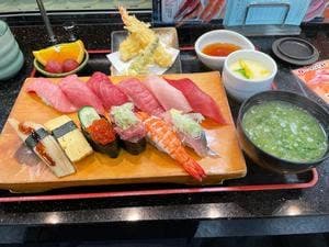 ジャンボおしどり寿司 辻堂店