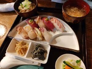 イート&カフェ Vee's