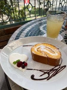 ふわふわダイニング