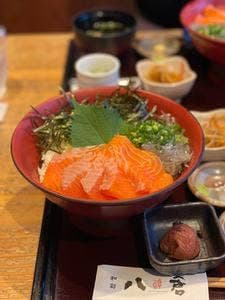 八倉